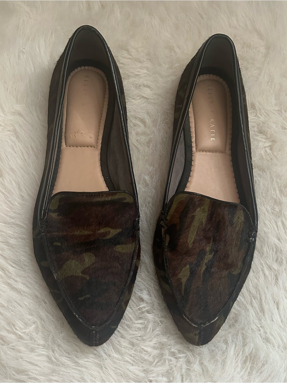 Kelly & Katie Pointed Toe Camo Flats in Green and Black